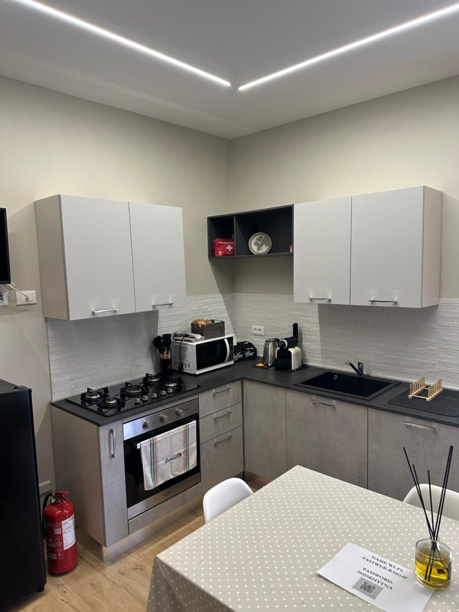 Fix You Apartment Fco フィウミチーノ エクステリア 写真